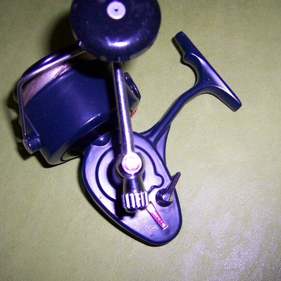 GARCIA MITCHELL 486 SALTWATER  SPINNING REEL - Picture 4 of 6
